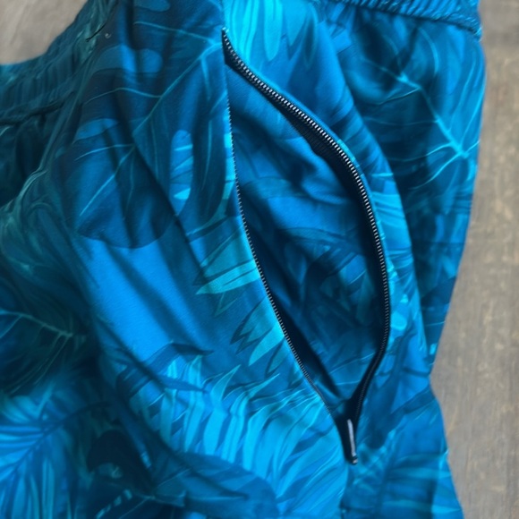 Men’s Blue Palm Swim Trunks 5” Compression Liner Shorts Stretch Zipper Pocket - Picture 5 of 14